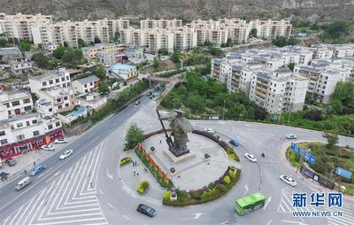 把家园建设得更加美好--以习近平同志为核心的党中央关心汶川特大地震灾后恢复重建发展纪实