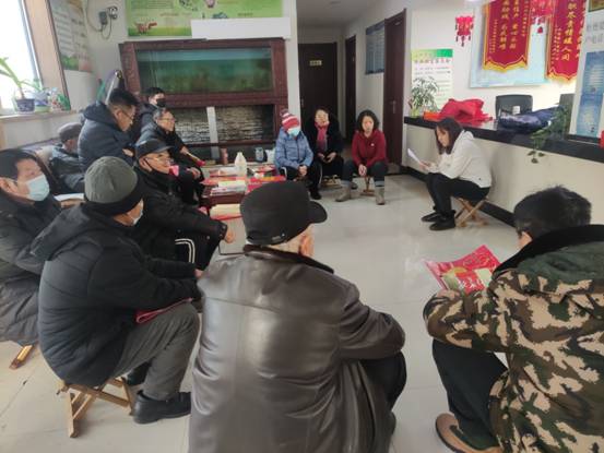 玫瑰书香送上门 网格服务暖人心